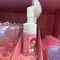 TOP MODEL - Hand and body wash foam