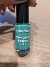 M'Y TODAY MAKEUP - Mon vernis à ongles vert