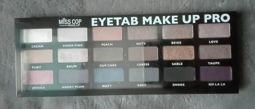 MISS COP - Eyetab make up pro