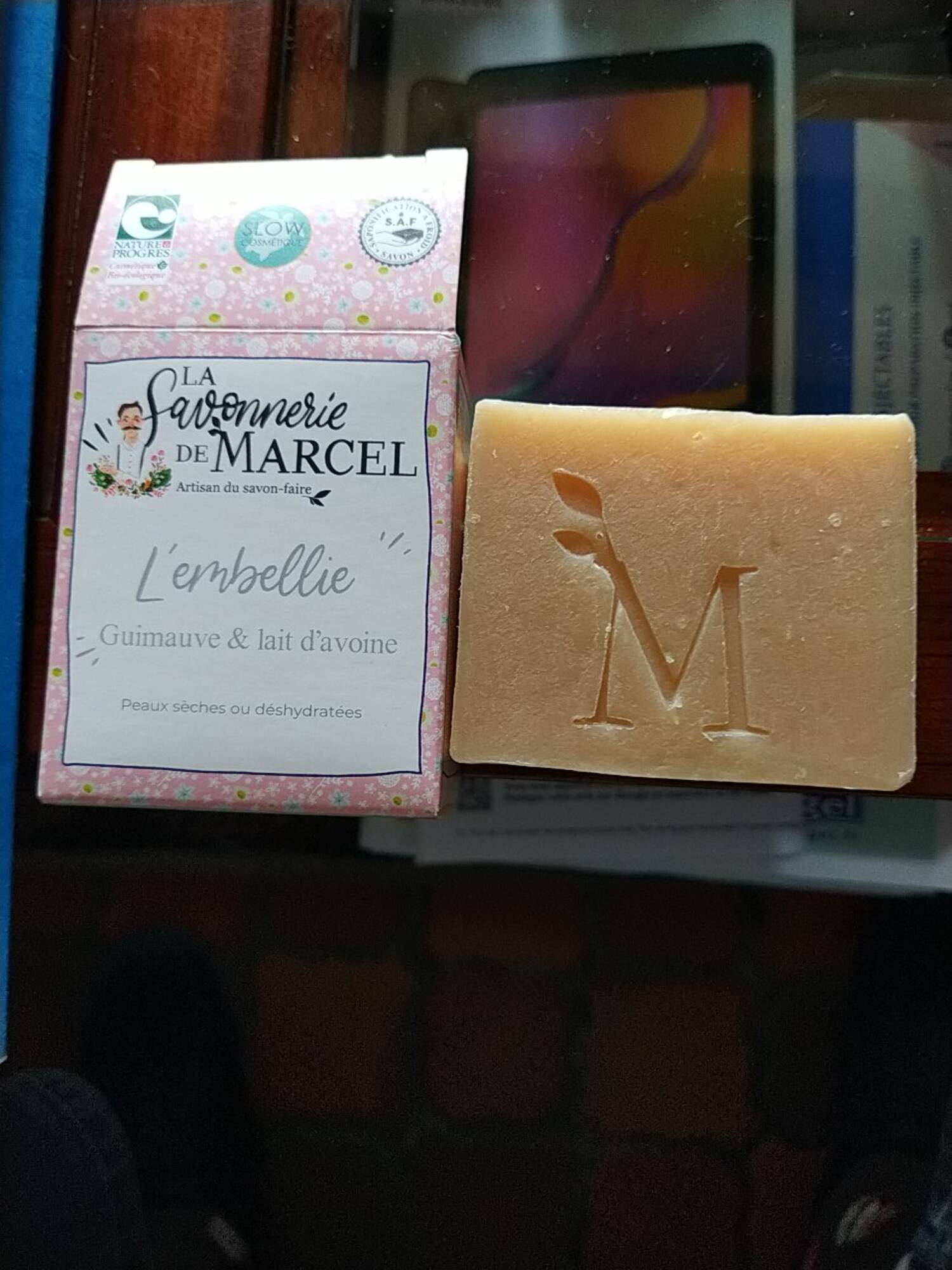 LA SAVONNERIE DE MARCEL - Savon l'embellie guimauve& lait d'avoine