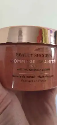 BEAUTY SUCCESS - Gommage granité fondant