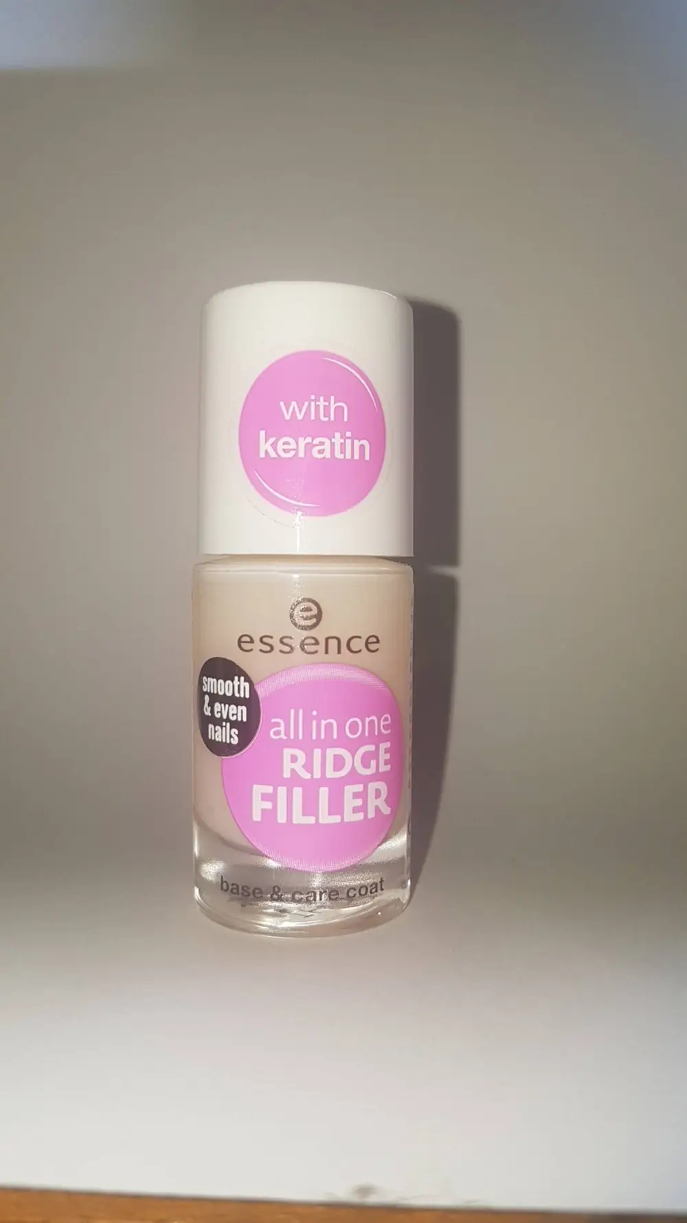 ESSENCE - All in one ridge filler - Base & care coat