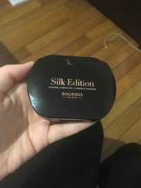BOURJOIS - Silk édition - Poudre compacte