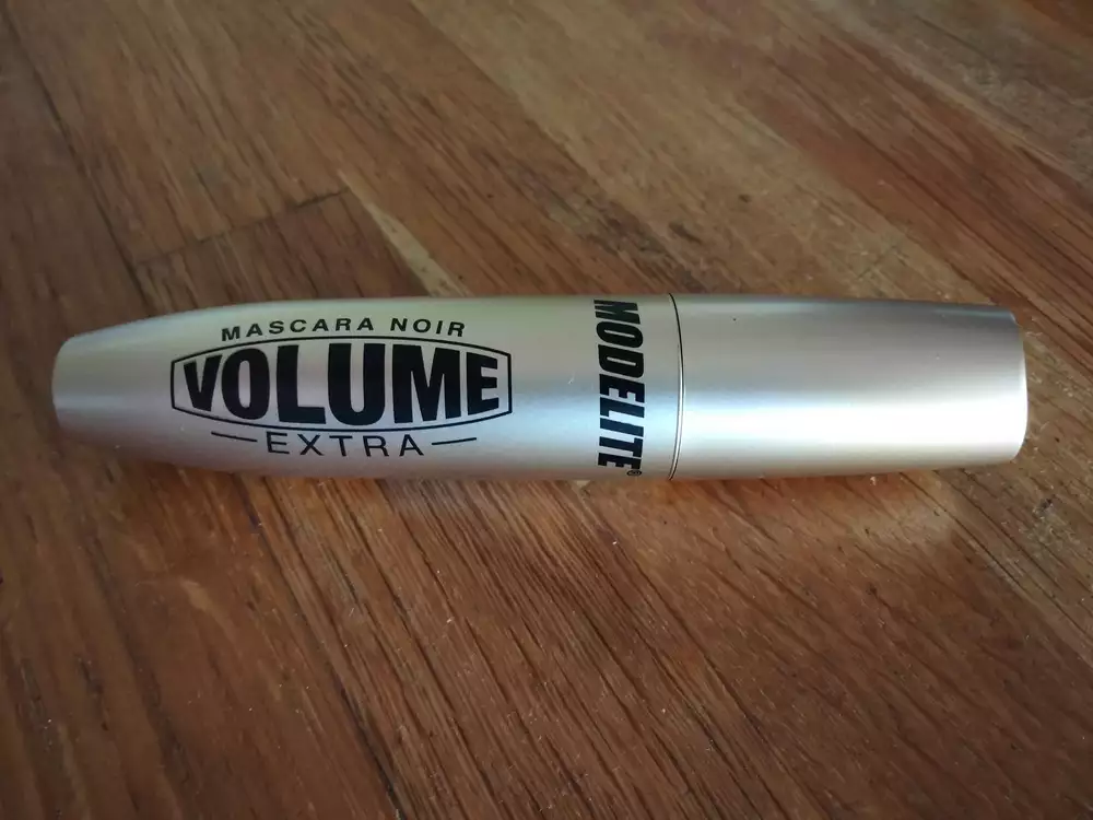MODÉLITE - Mascara noir volume extra
