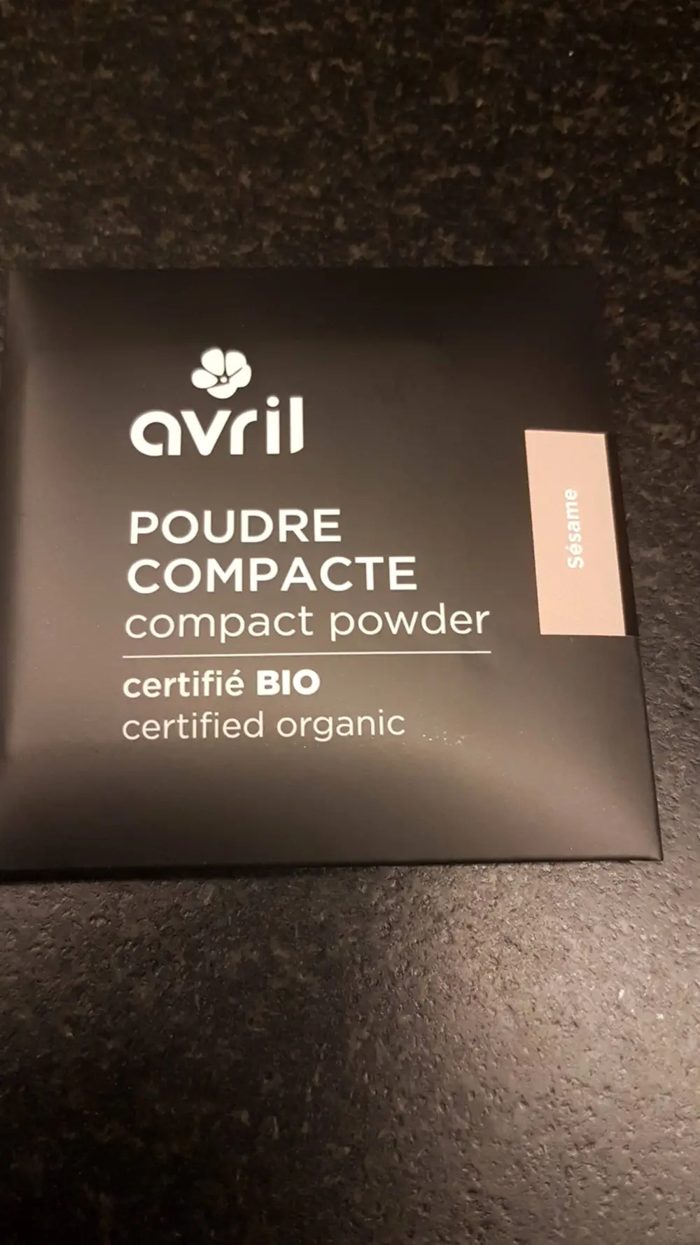 AVRIL - Poudre compacte bio sésame 