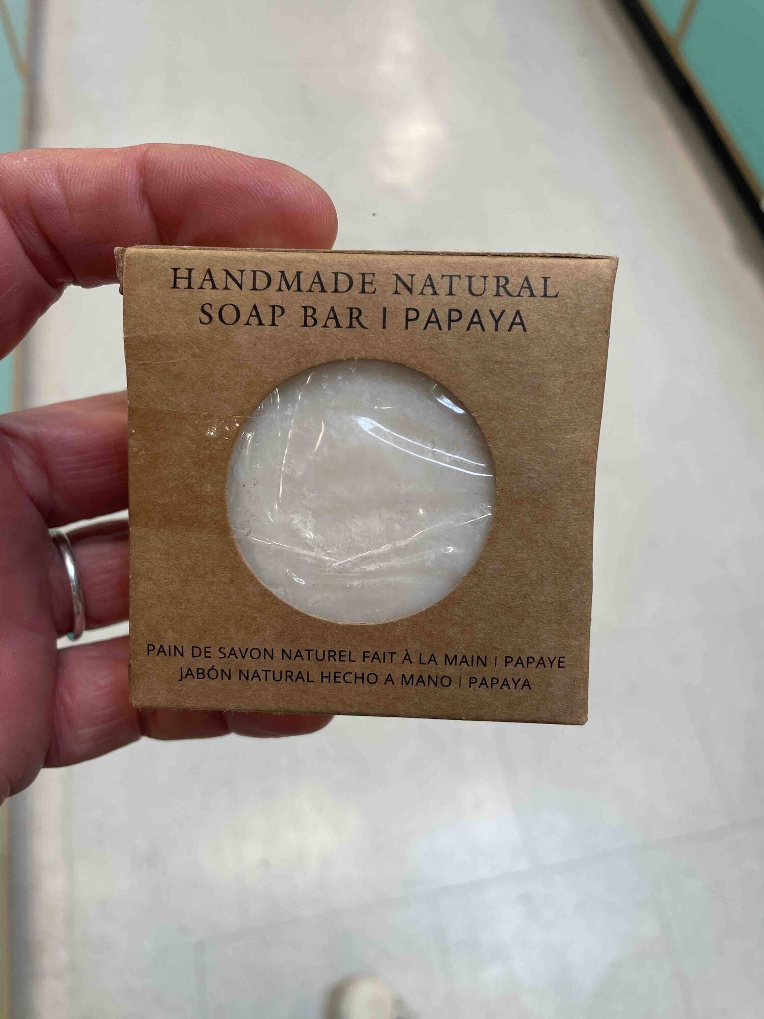 DESIGN CAVE - Papaye - Pain de savon naturel fait à la main