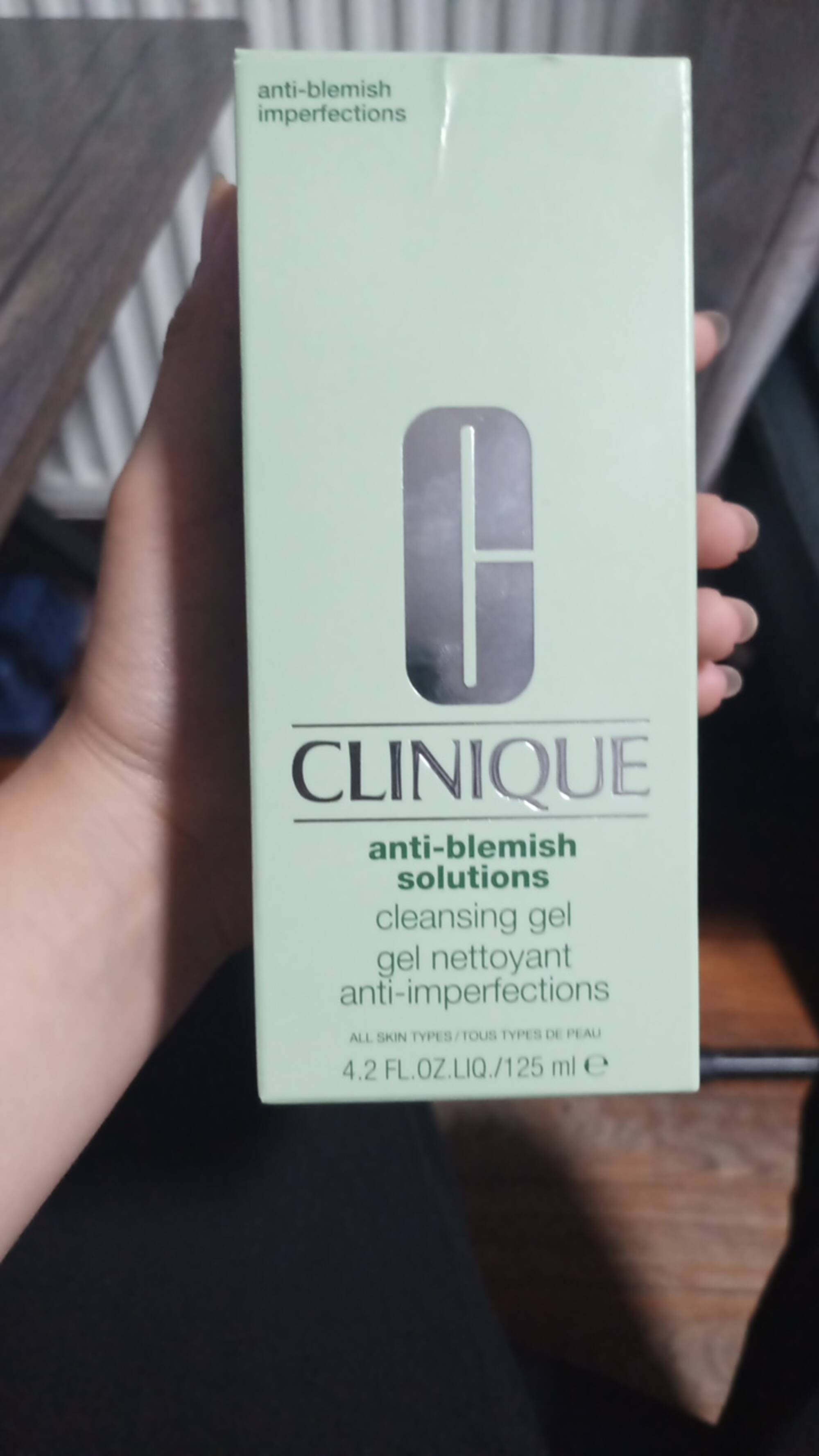 CLINIQUE - Gel nettoyant anti-imperfections