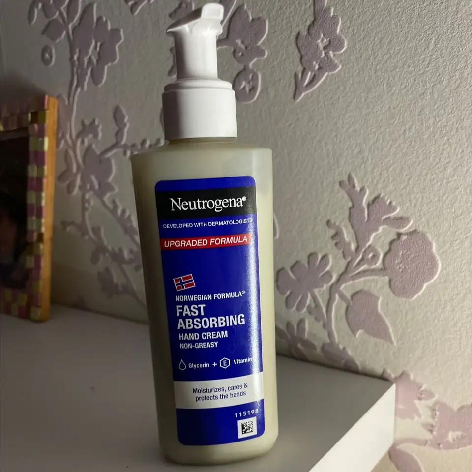 NEUTROGENA - Fast absorbing - Hand cream non-greasy