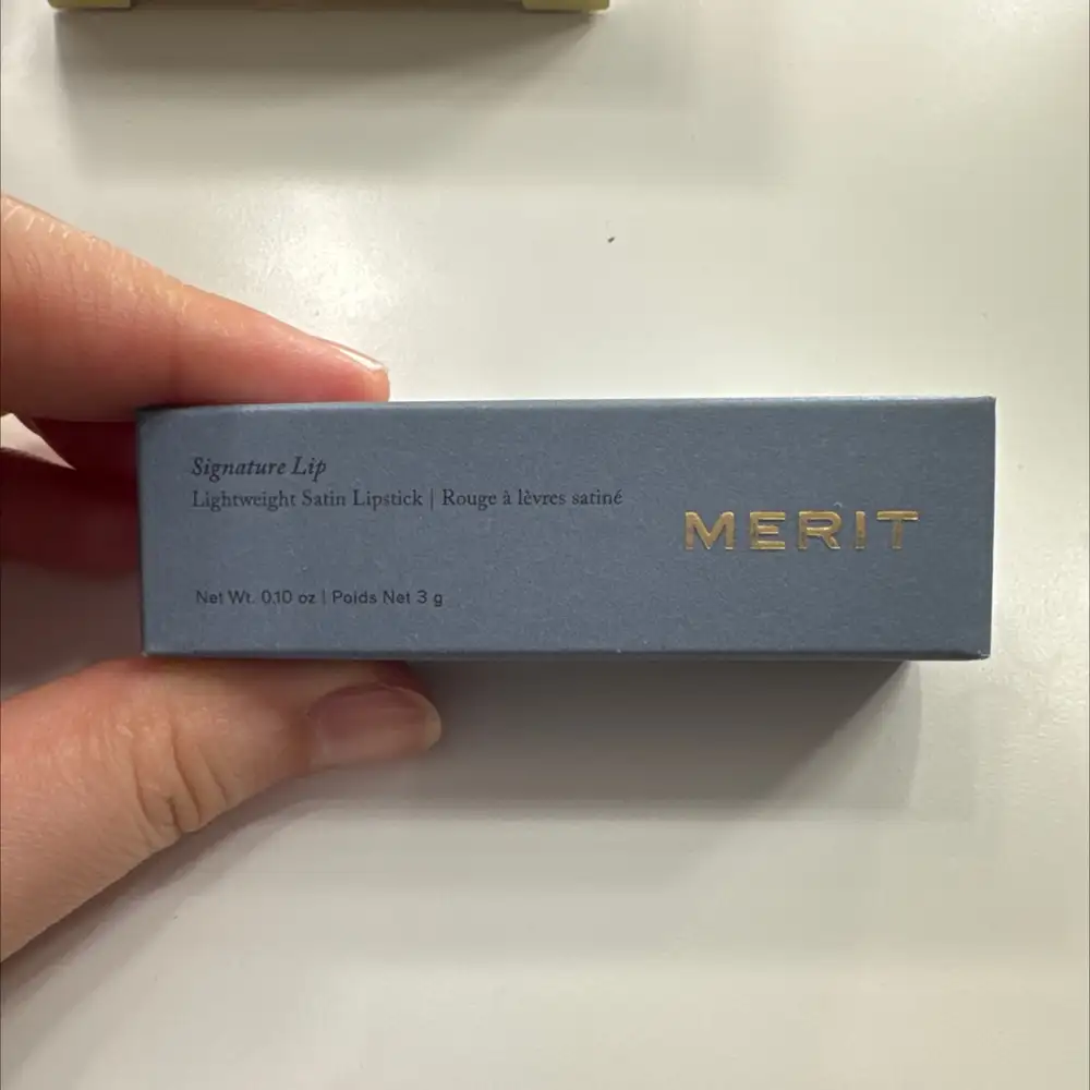 MERIT - Signature lip - Rouge à lèvres satiné