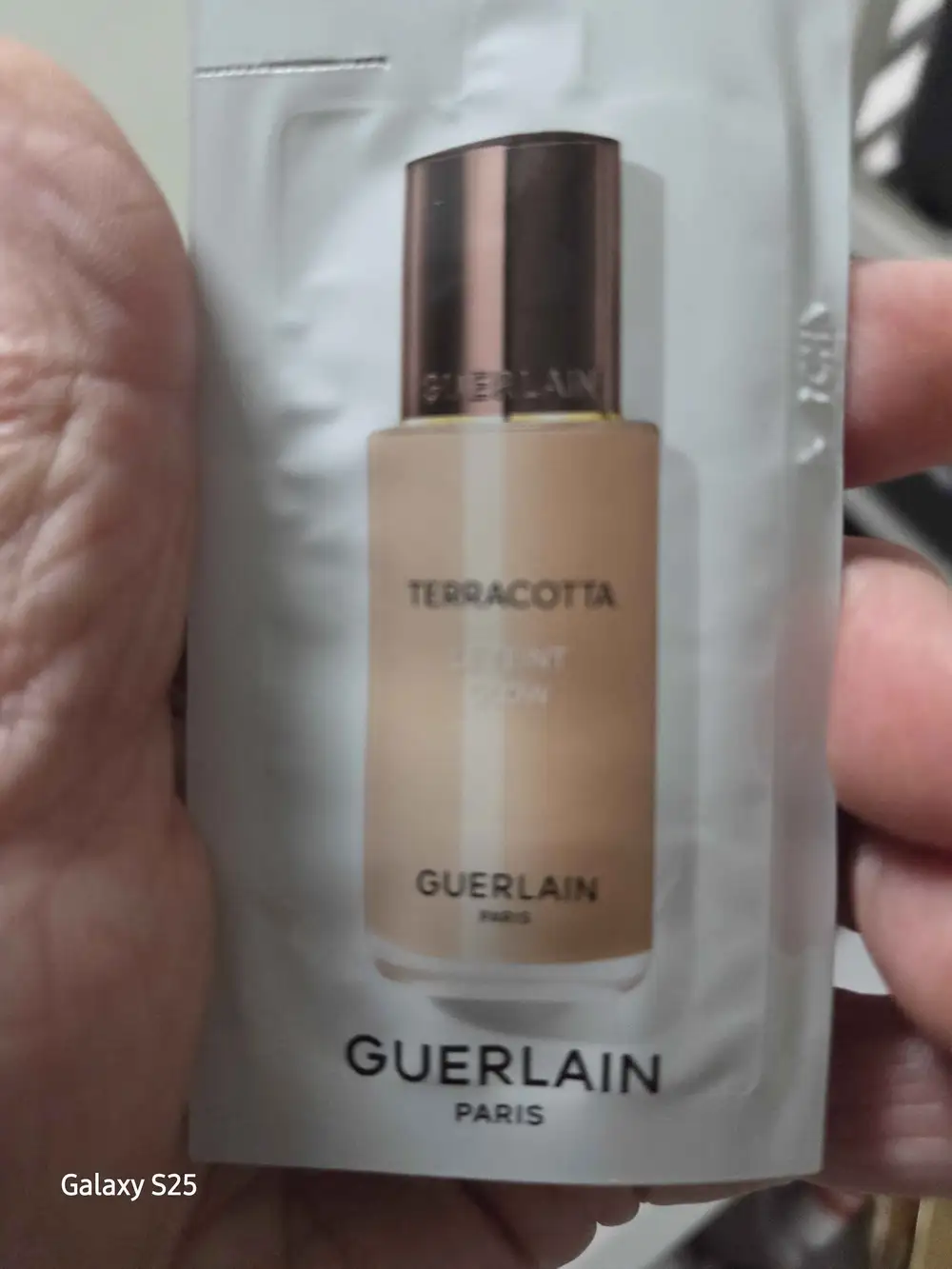 GUERLAIN - Terracotta - Le teint glow