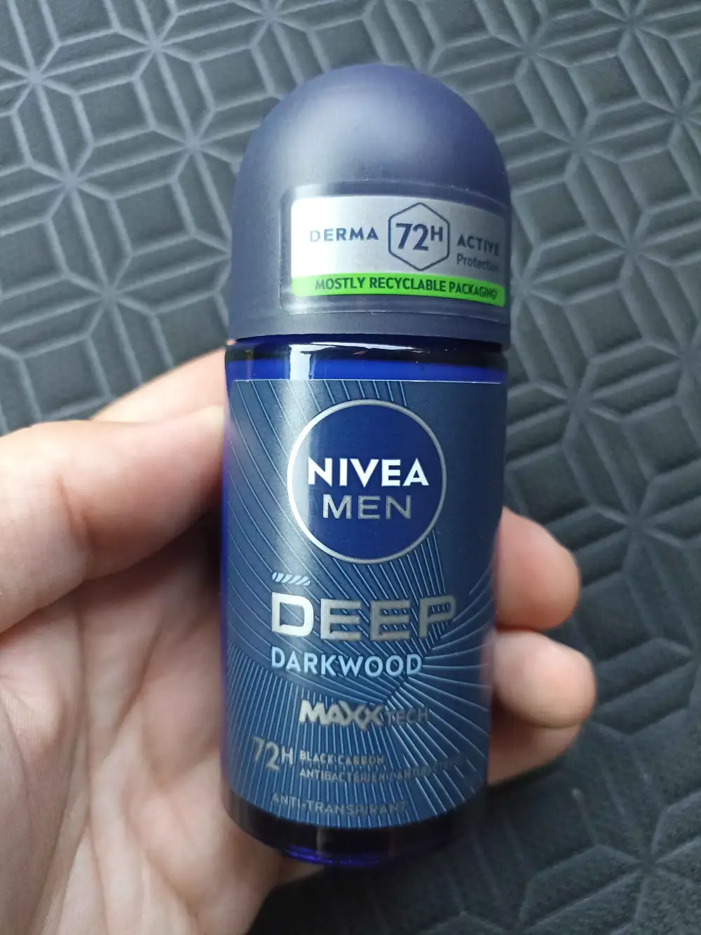 NIVEA MEN - Deep darkwood maxxtech - Anti-transpirant 72h