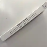 VICTORIA BECKHAM - Eyeliner satiné kajal aux reflets de joyaux