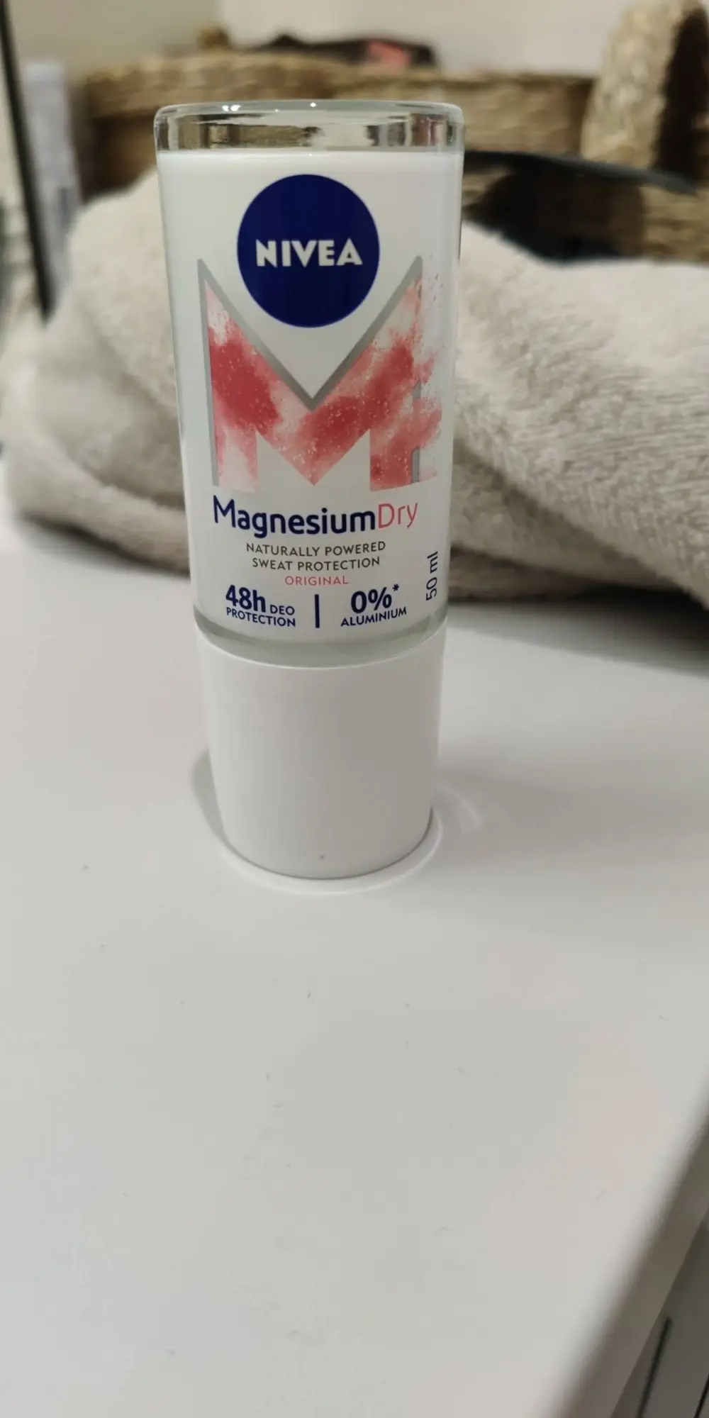 NIVEA - Magnesium dry - Deo protection 48h