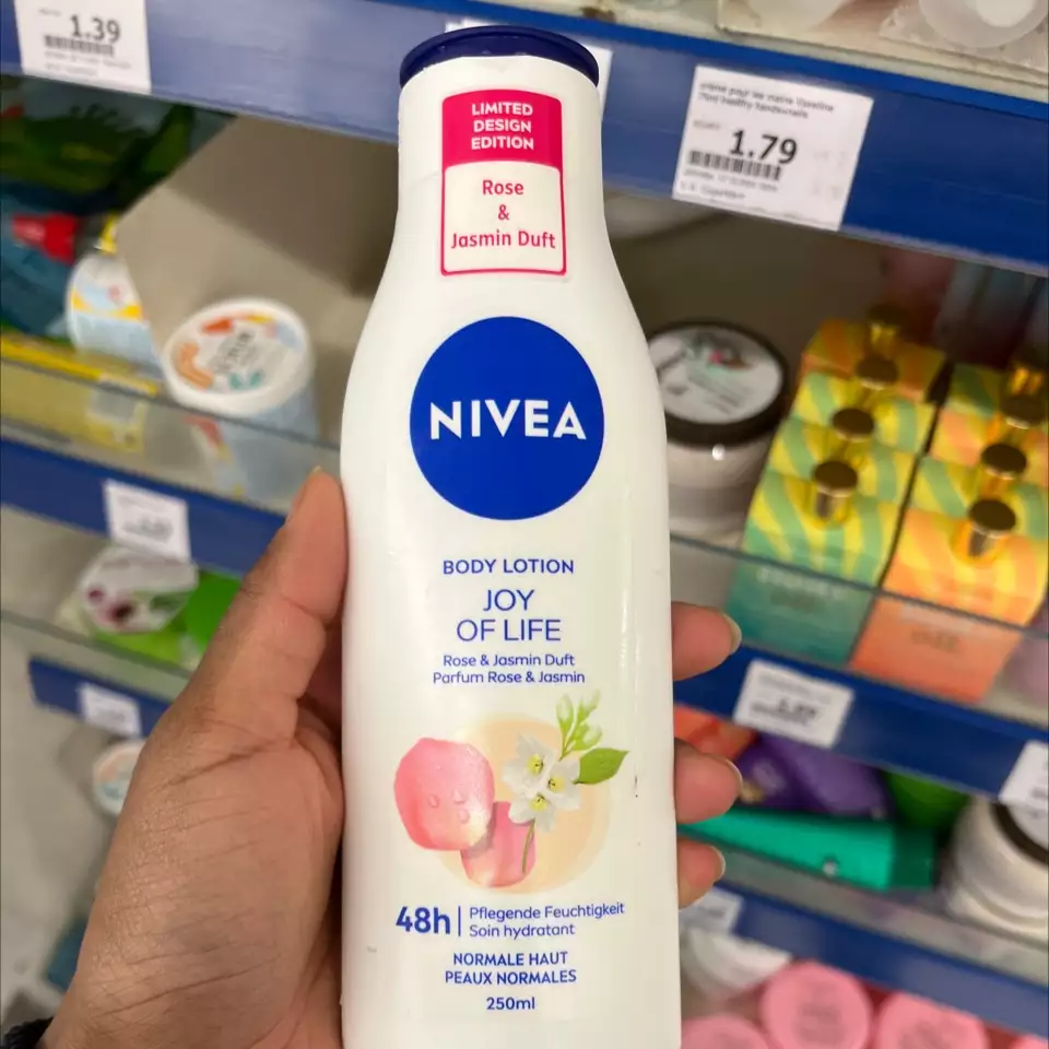 NIVEA - Body lotion joy of life 48h