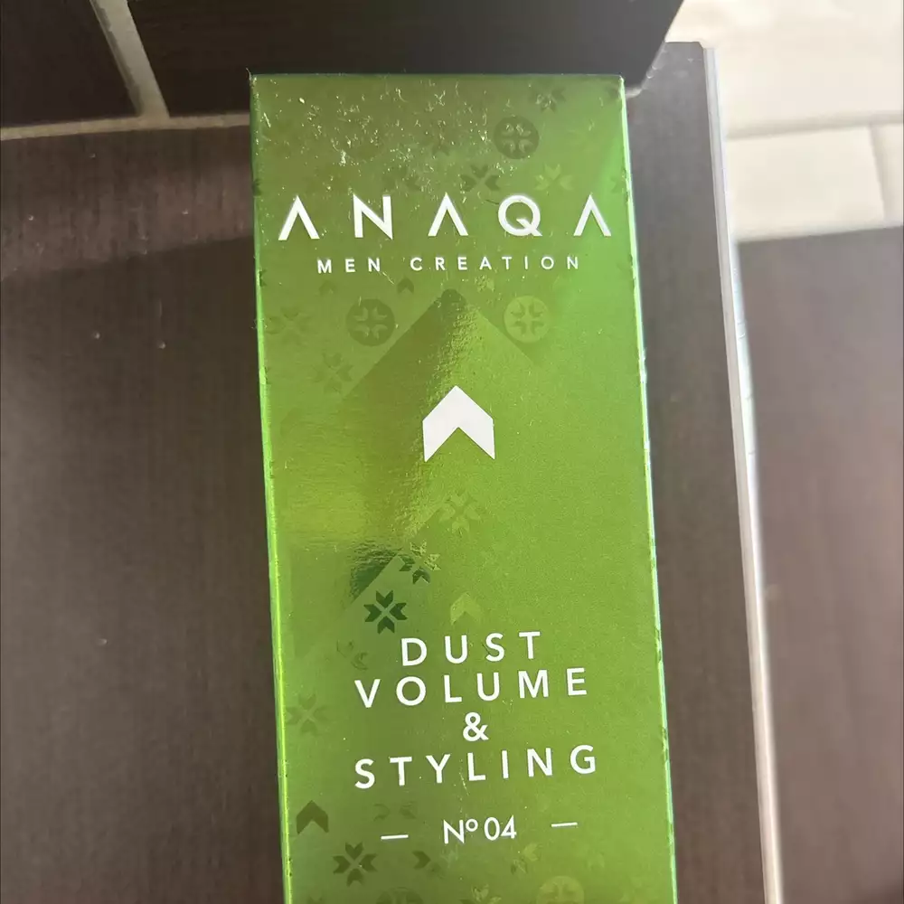 ANAQA - Dust volume & styling n° 04