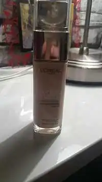 L'ORÉAL PARIS - Perfect match - Hautton-anpassendes make-up