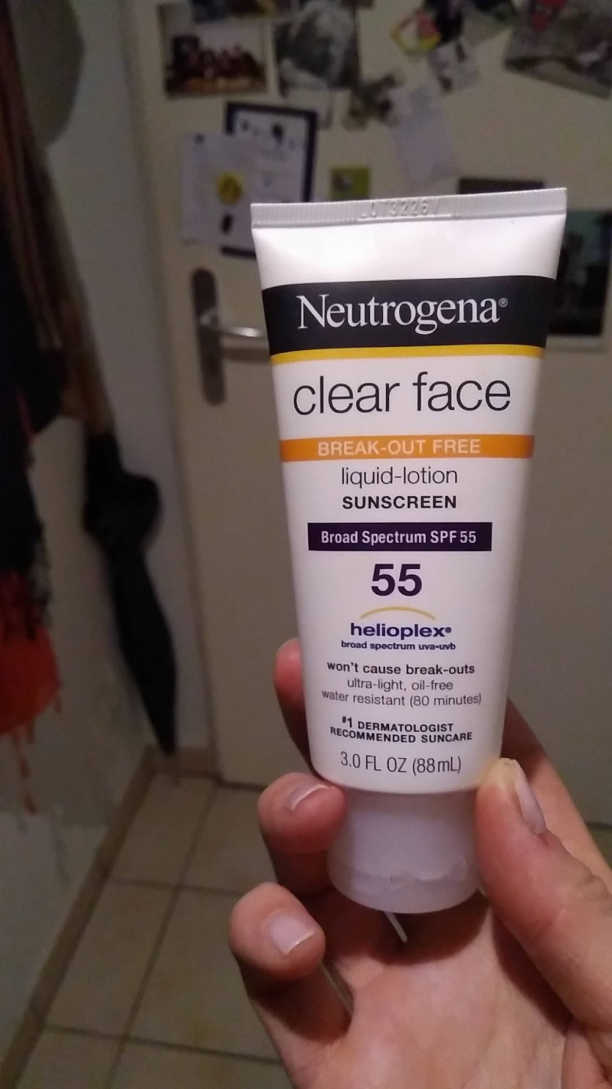NEUTROGENA - Liquid-lotion sunscreen clear face spf 55
