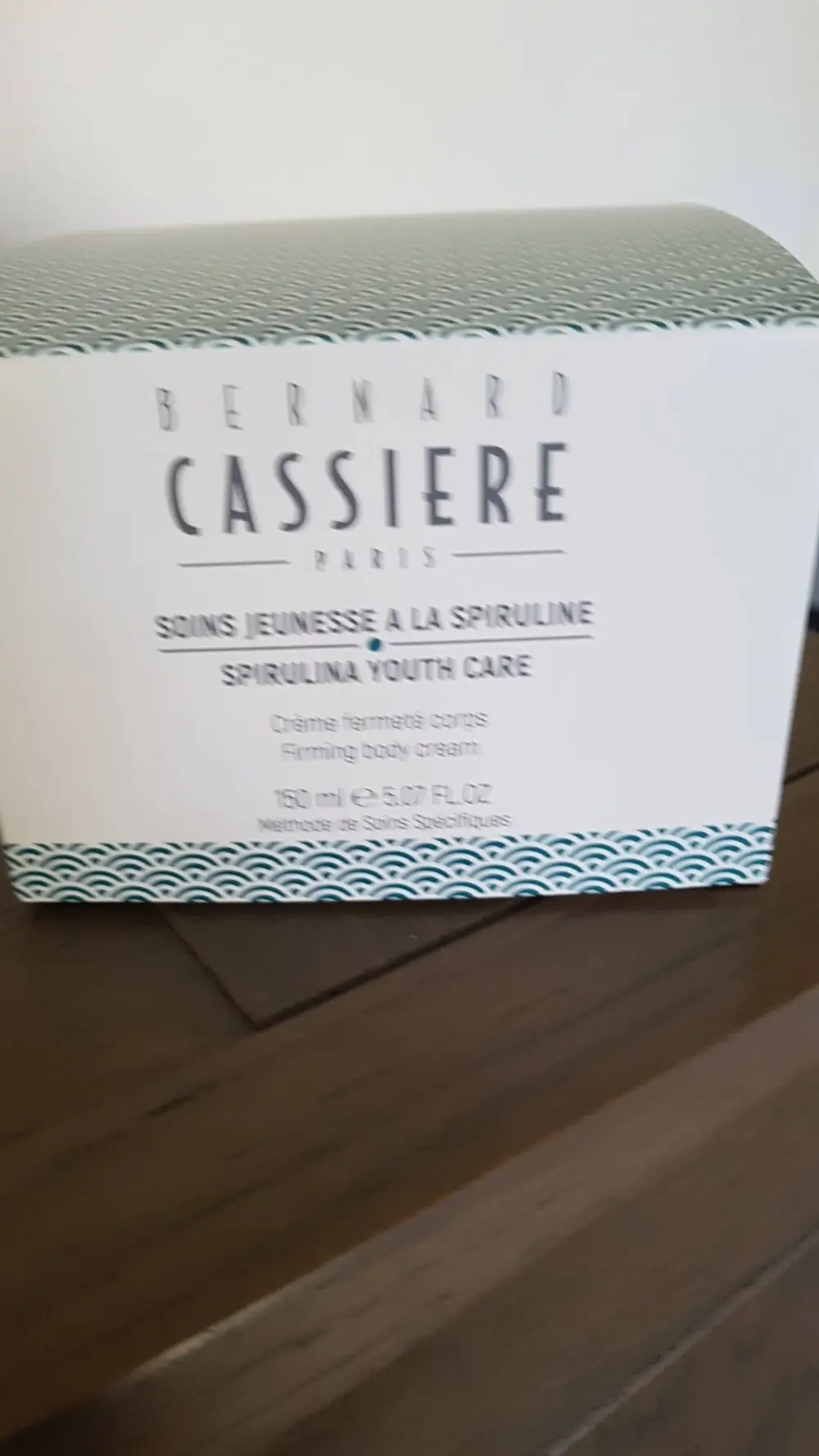 BERNARD CASSIÈRE - Soins jeunesse à la spiruline - Crème fermeté corps