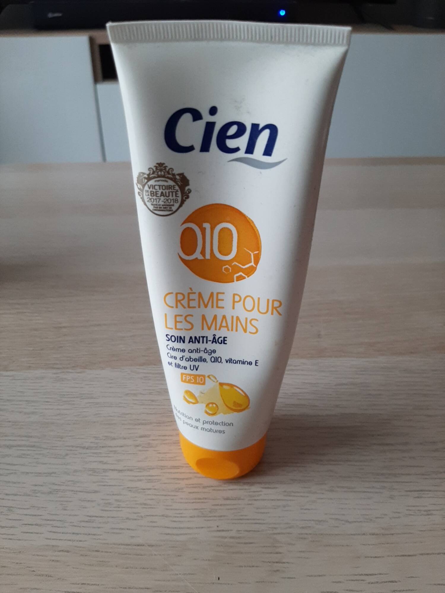 CIEN - Q10 Soin ati-âge - Crème pour les mains