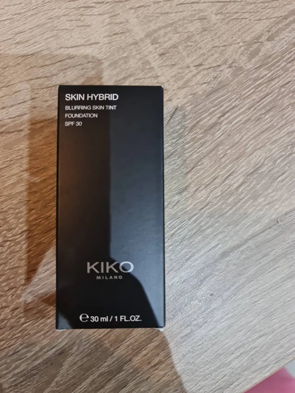 KIKO - Blurring skin tint foundation spf 30