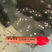 NUXE - Plumping lip serum very rose