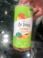 ST IVES - Glowing - Daily faciel cleanser apricot
