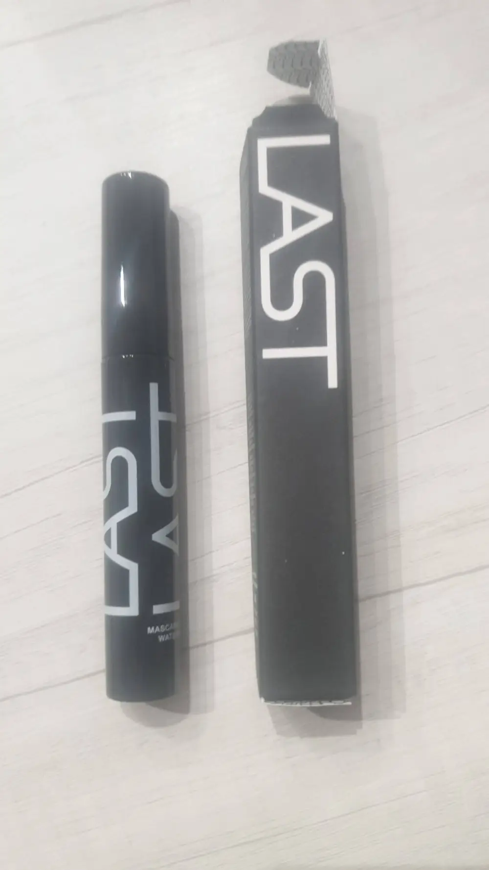 LAST - Mascara Volume Waterproof