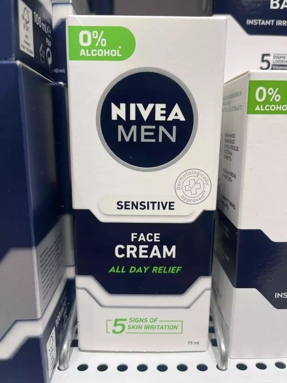 NIVEA - Sensitive - Face cream all day relief