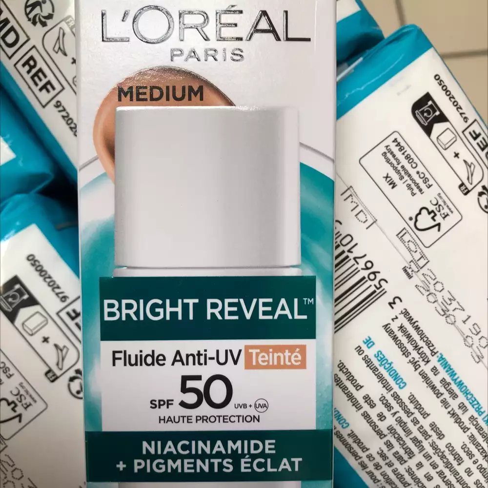L'ORÉAL PARIS - Bright reveal - Fluide anti-uv teinté SPF 50
