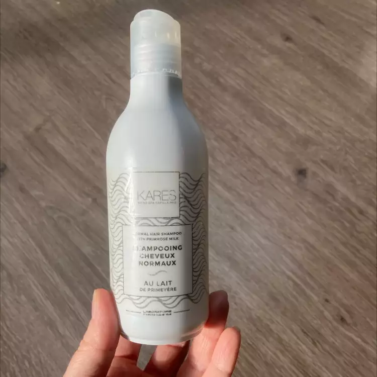 KARÈS -  Shampooing cheveux normaux au lait de primevère 