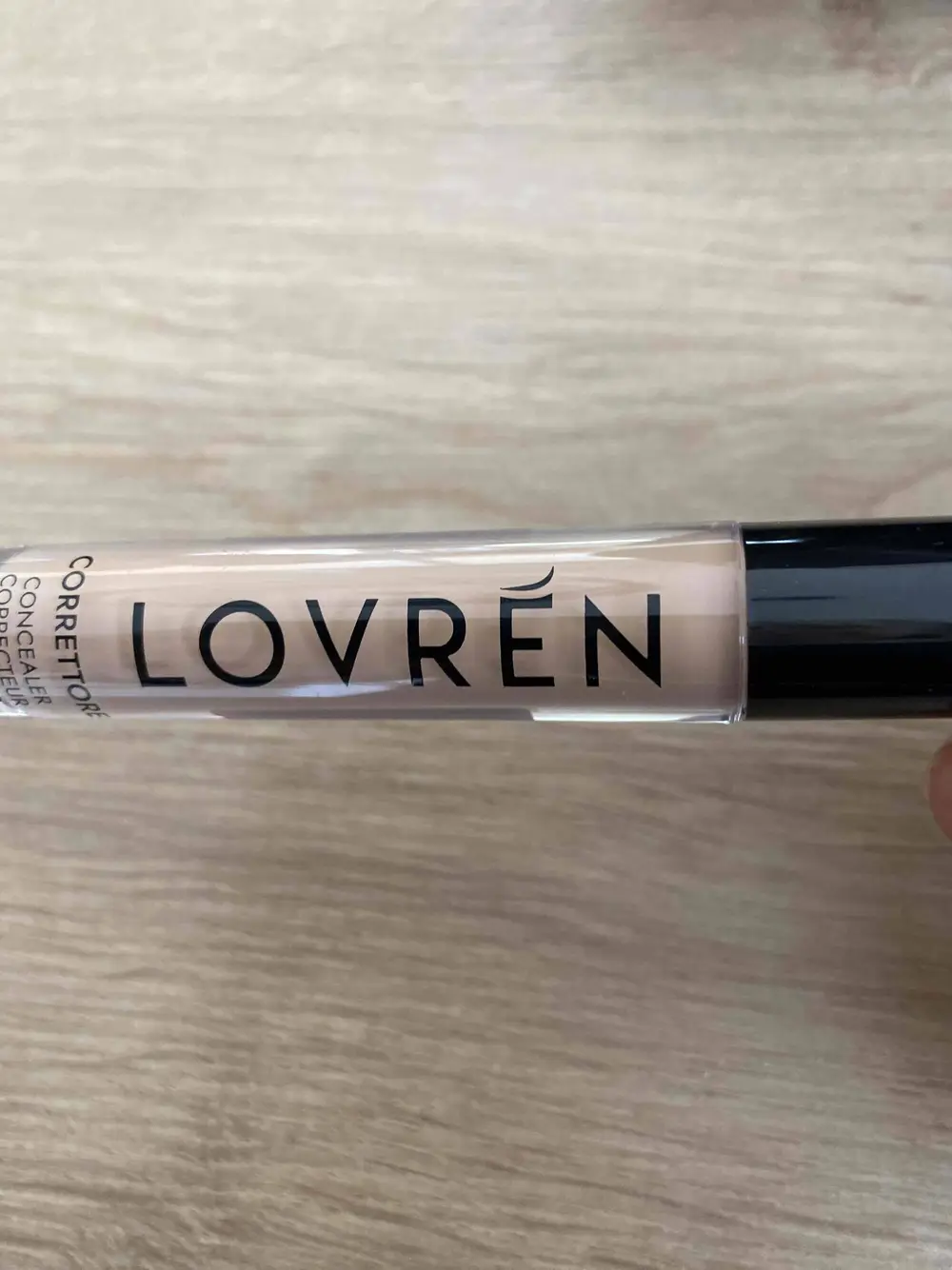 LOVREN - Correcteur medio scuro