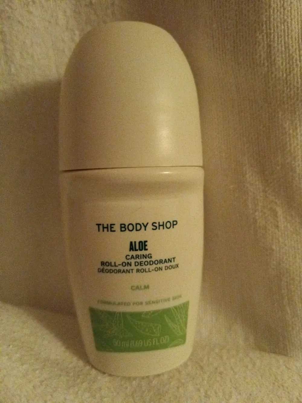THE BODY SHOP - Déodorant roll-on doux aloe