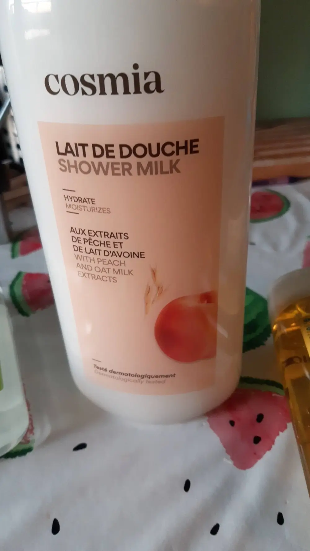 COSMIA - Lait de douche aux extraits de pêche et de lait d'avoine