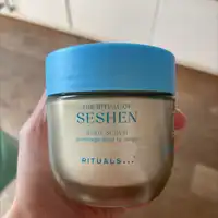 RITUALS - Seshen - Gommage pour le corps