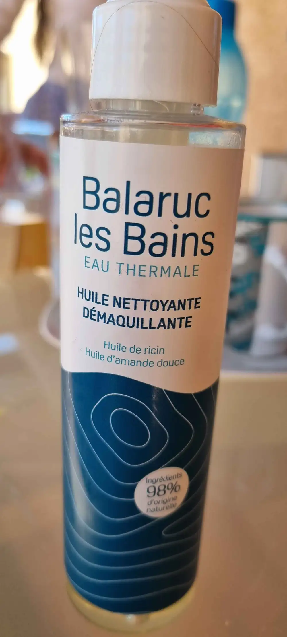 BALARUC-LES-BAINS - Huile nettoyante démaquillante