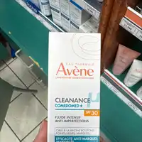 EAU THERMALE AVÈNE - Cleanance comedomed+ - Fluide intensif anti-imperfections SPF30