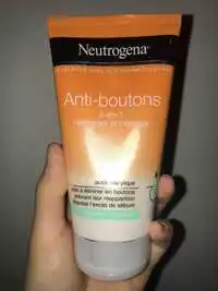 NEUTROGENA - Anti-boutons - 2-en-1 nettoyant et masque