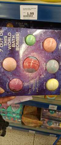 MAXBRANDS MARKETING B.V. - 7 out of this world bath bombs