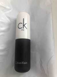 CALVIN KLEIN - Ck one - Rouge à lèvres pure couleur