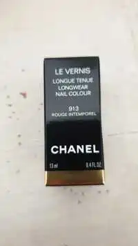 CHANEL - Le vernis longue tenue 913 rouge intemporel