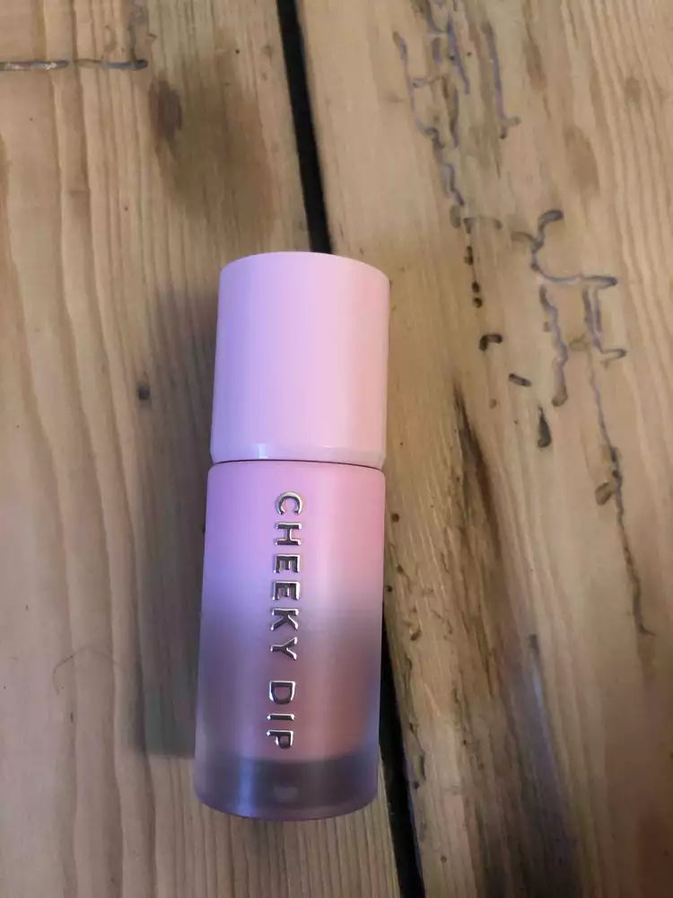 W7 COSMETICS - Cheeky dip - Fard à joues liquid