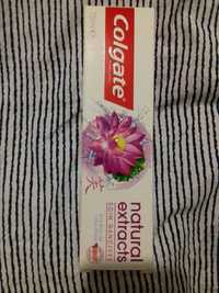 COLGATE - Natural extracts - Dentifrice au fluor soin gencives