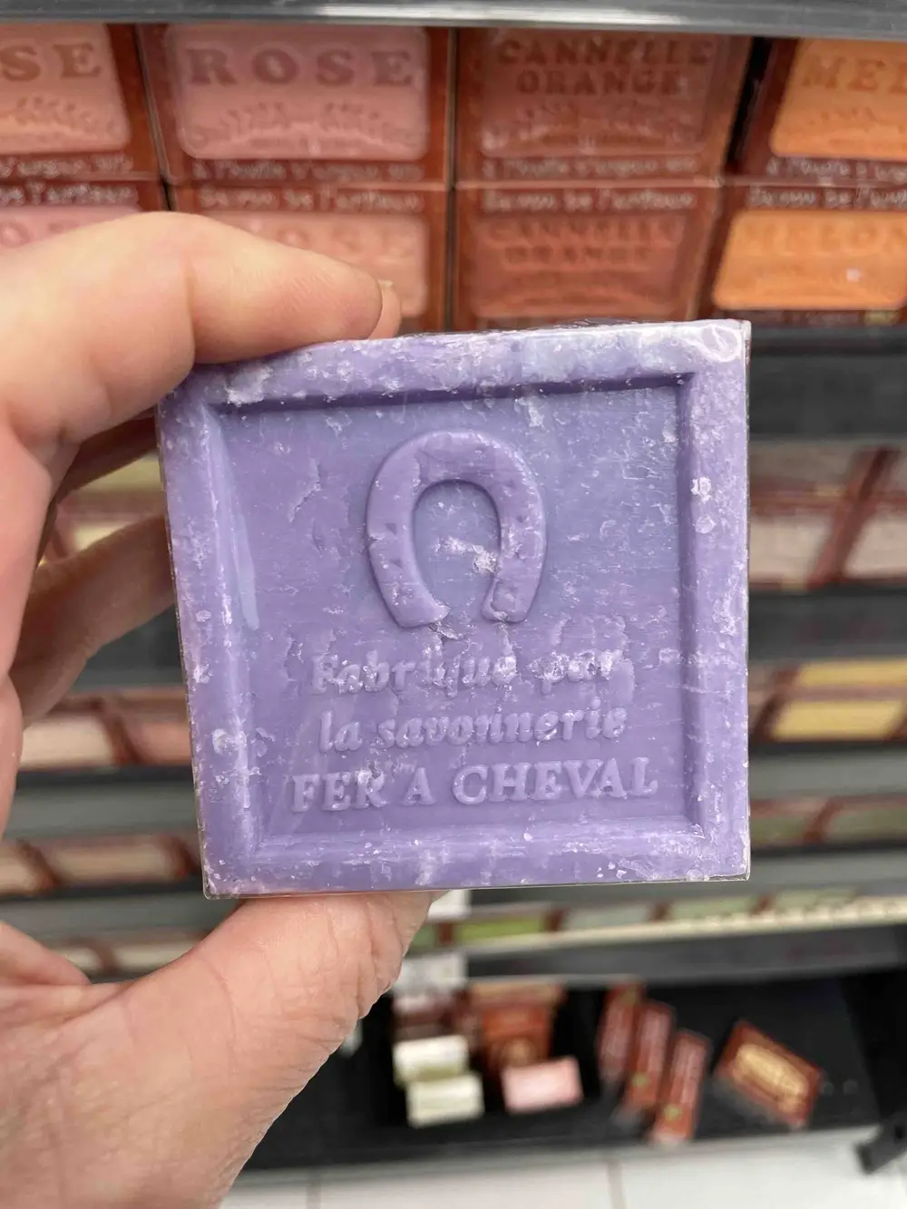 LA SAVONNERIE FER A CHEVAL - Savon cube lavande végétal