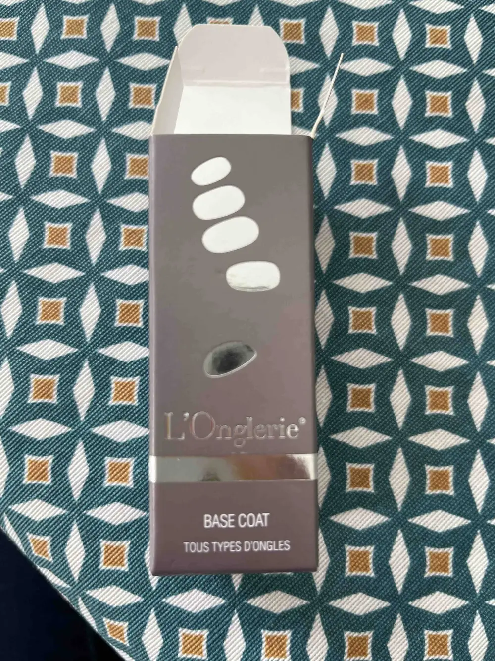 L'ONGLERIE - Base coat