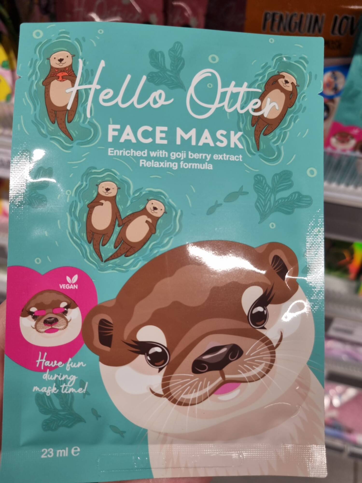 MAXBRANDS - Hello otter - Face mask