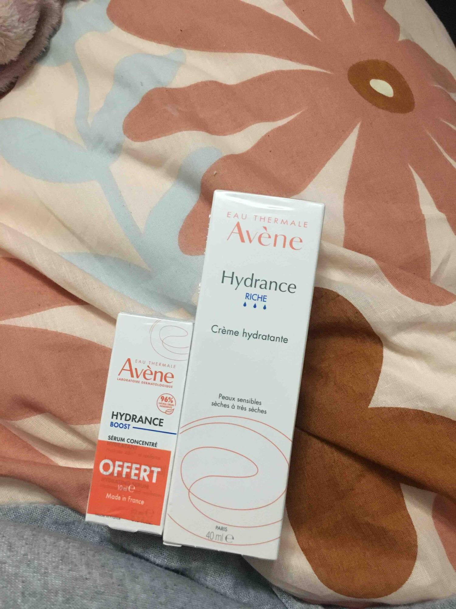 AVÈNE - Hydrance boost sérum + riche crème hydratante