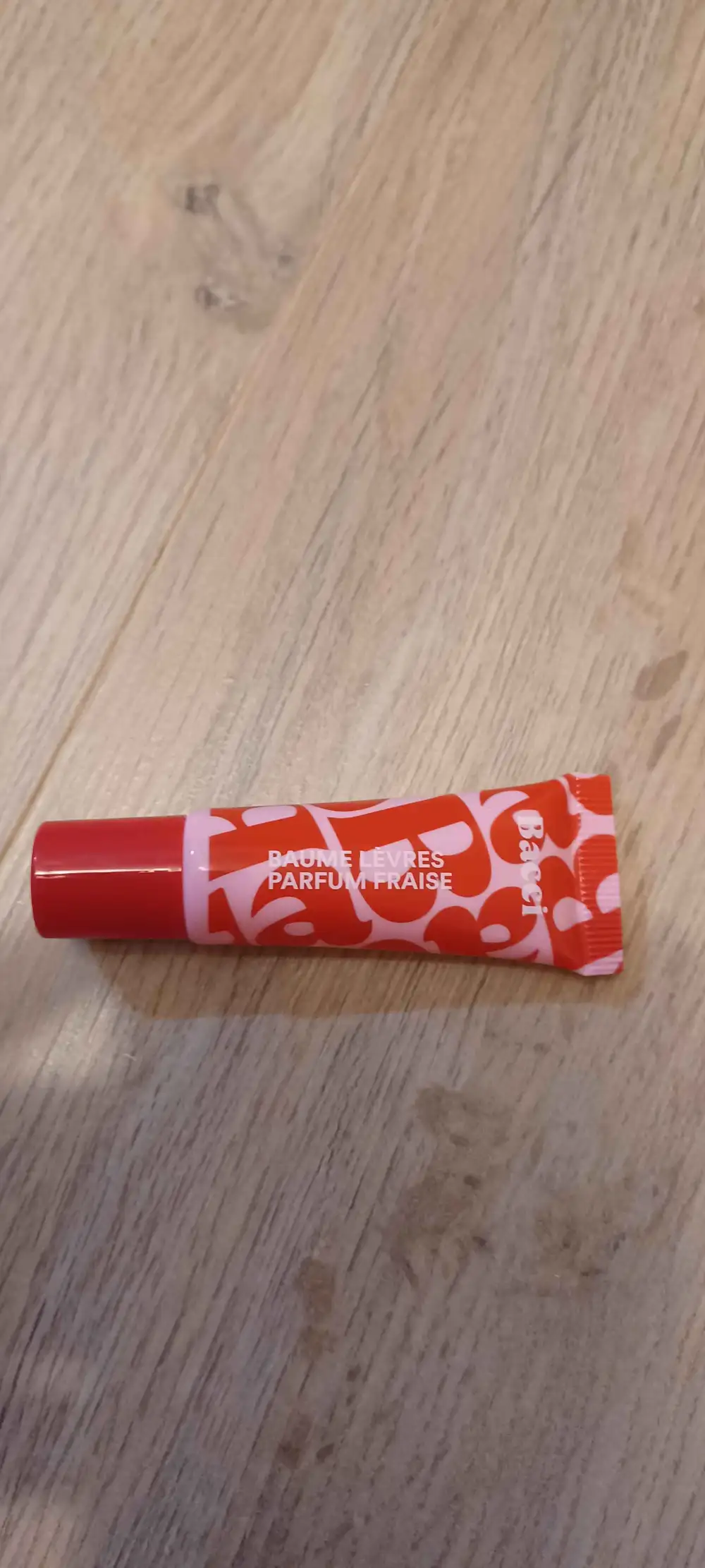 BACCI - Parfum fraise - Baume à lèvres