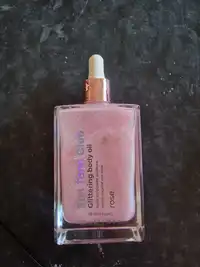 SUN TANN CLUB - Huile corporelle pailletée rose