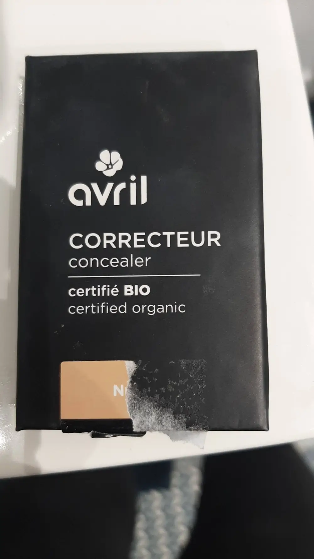 AVRIL - Correcteur nude