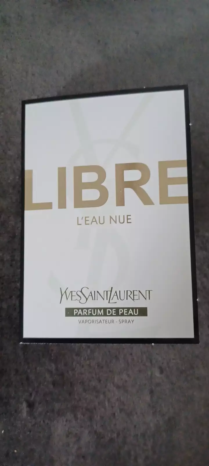 YVES SAINT LAURENT - Libre l'eau nue - Parfum de peau